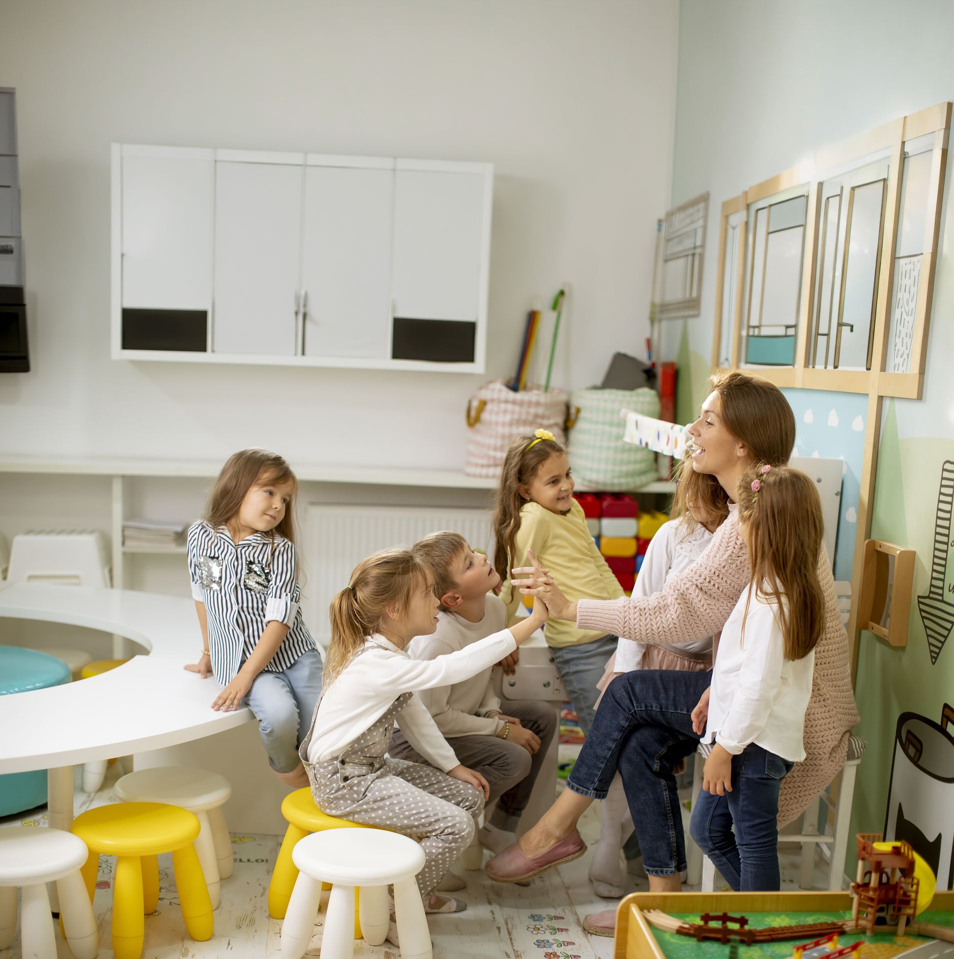 Recherche Accueil extrascolaire et Aide-ménager·ère en crèche